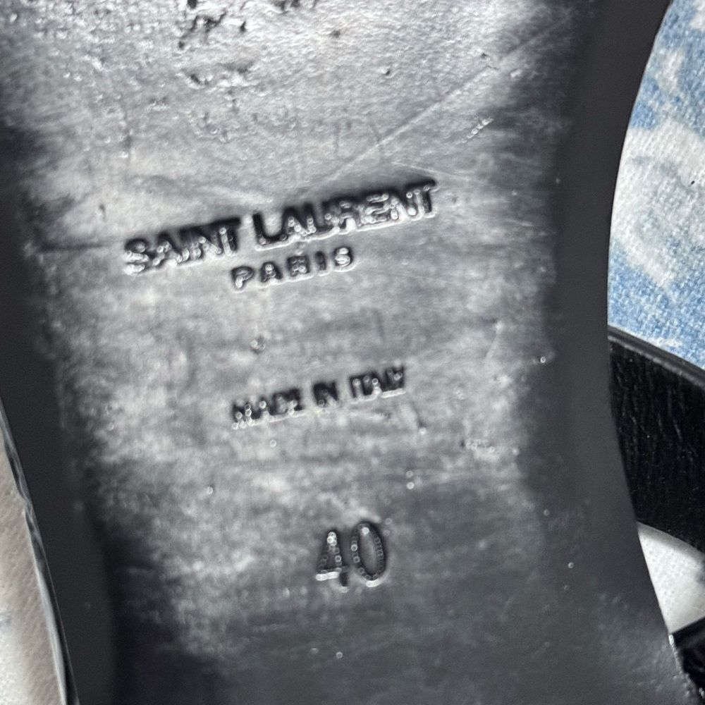 YSL Cassandra Croc Embossed Leather Sandals Black Size 40 Gold Logo Heels - Picture 5 of 6